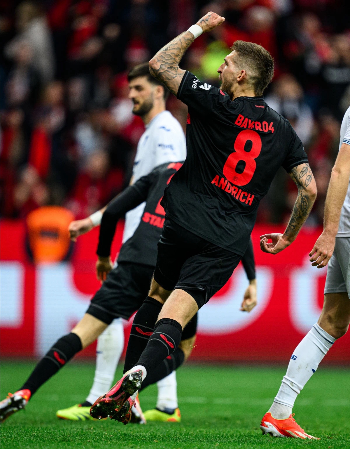 综合娱乐品牌入口-包含德国杯赛程吃紧，勒沃库森今夜完成体检，震撼外界，控场能力受关注的词条